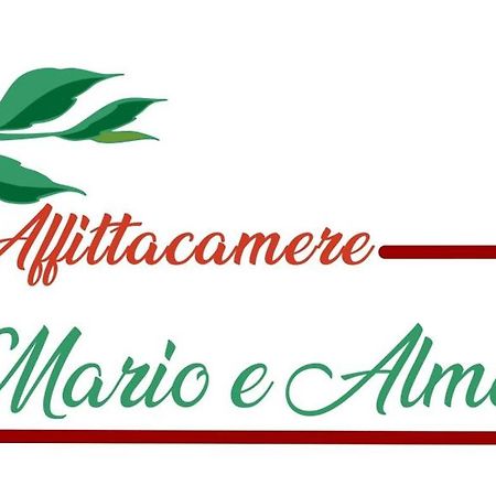 Con Mario E Almerina Frascara Exterior foto